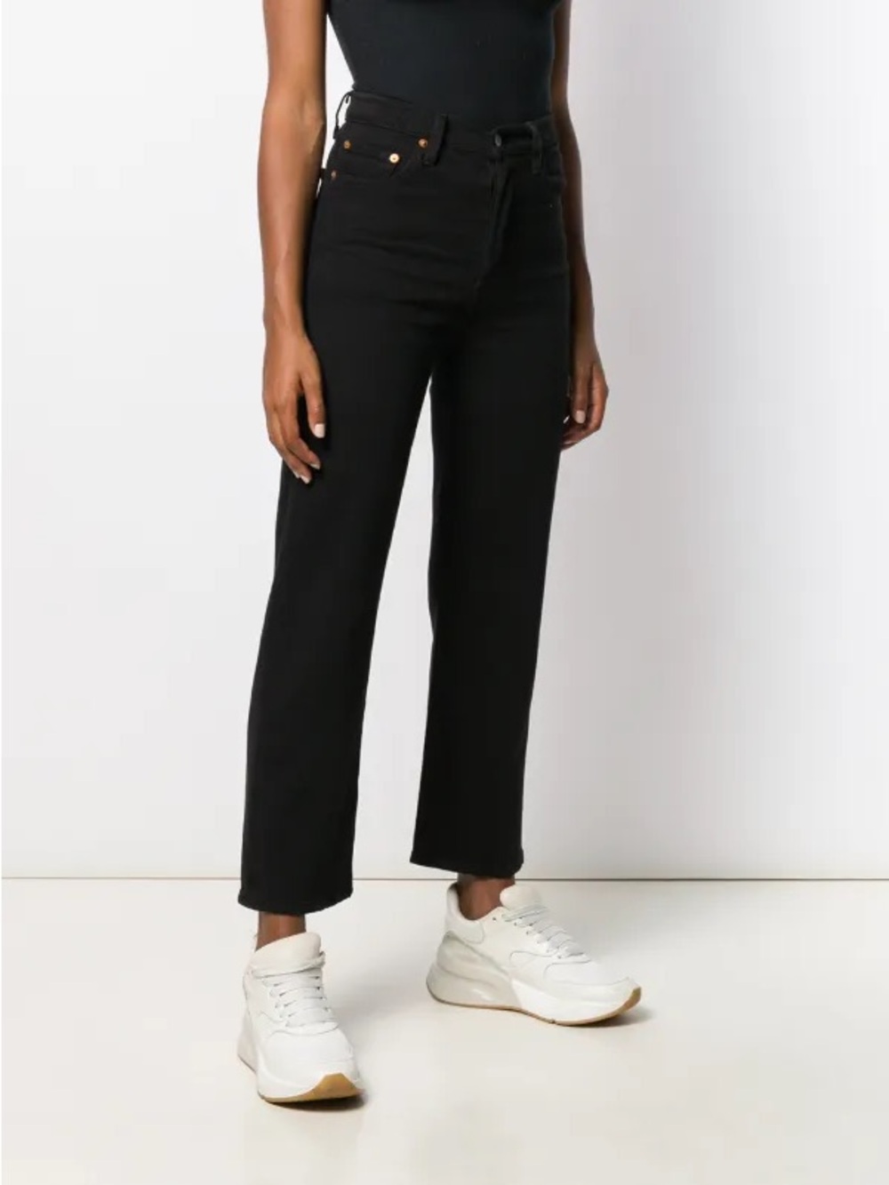 Levi’s ribcage straight jeans in black | Size: 25x27